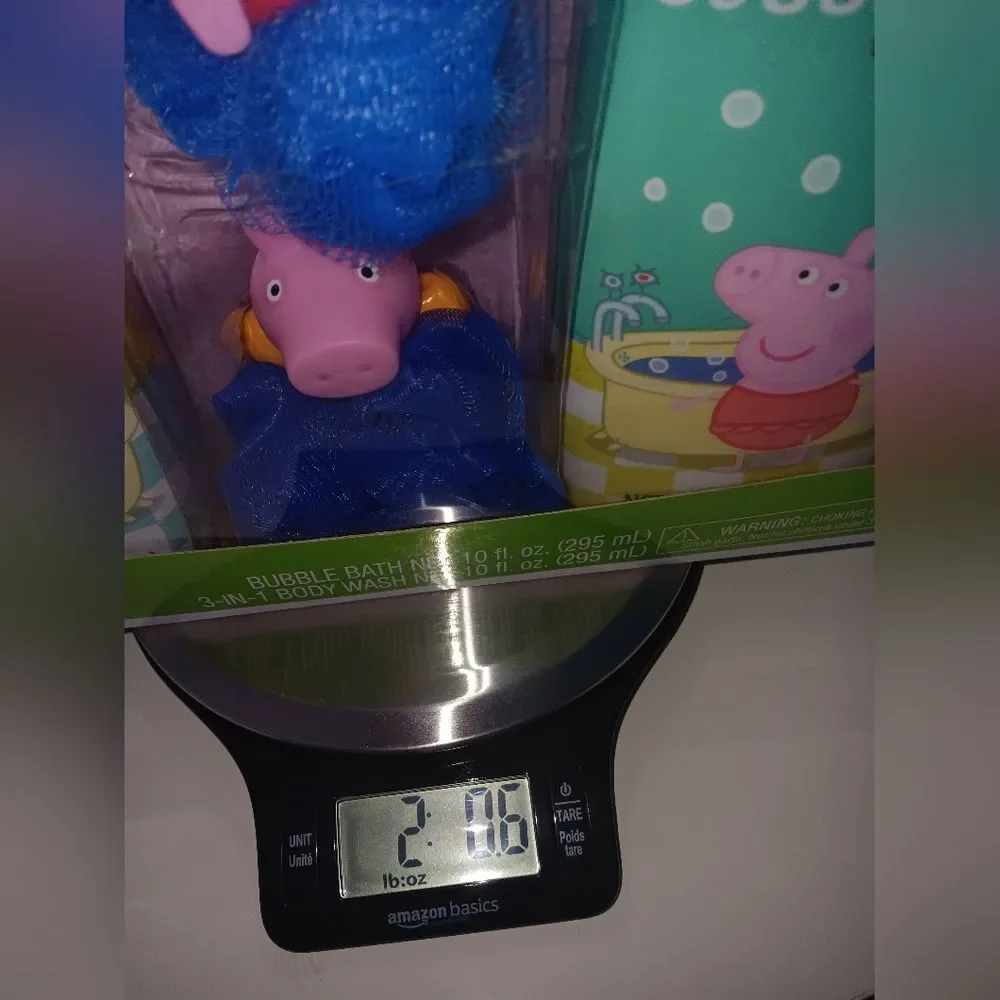 NWOT Peppa Pig bubble gum scented bathtime buddies